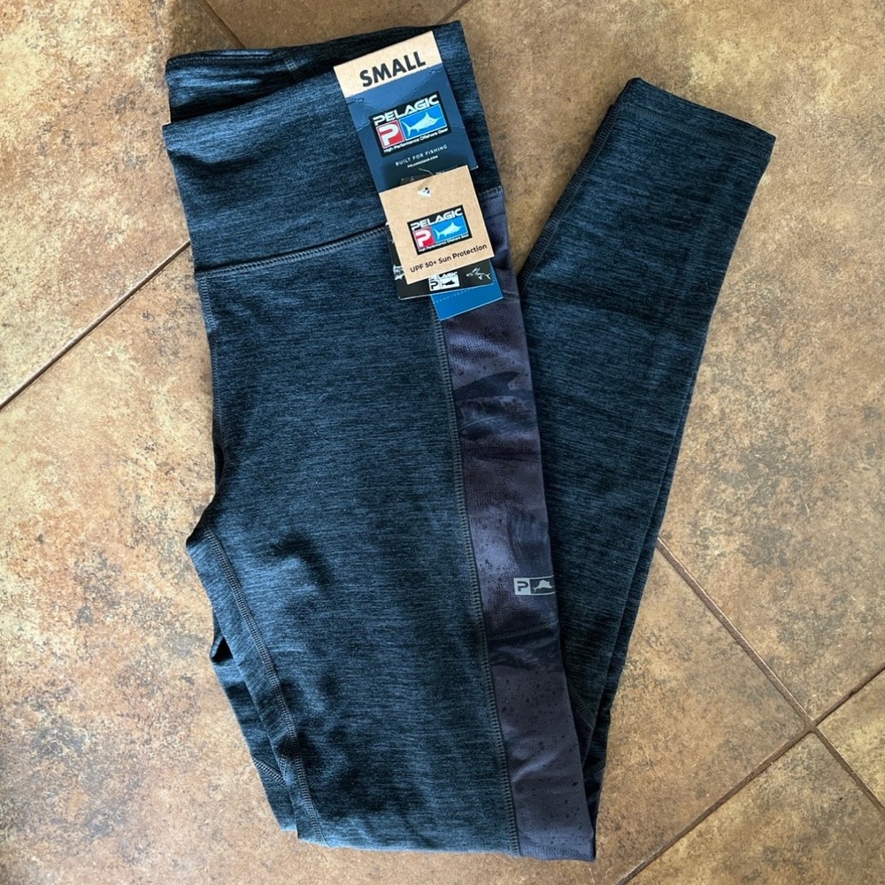 NWT Pelagic Leggings size small